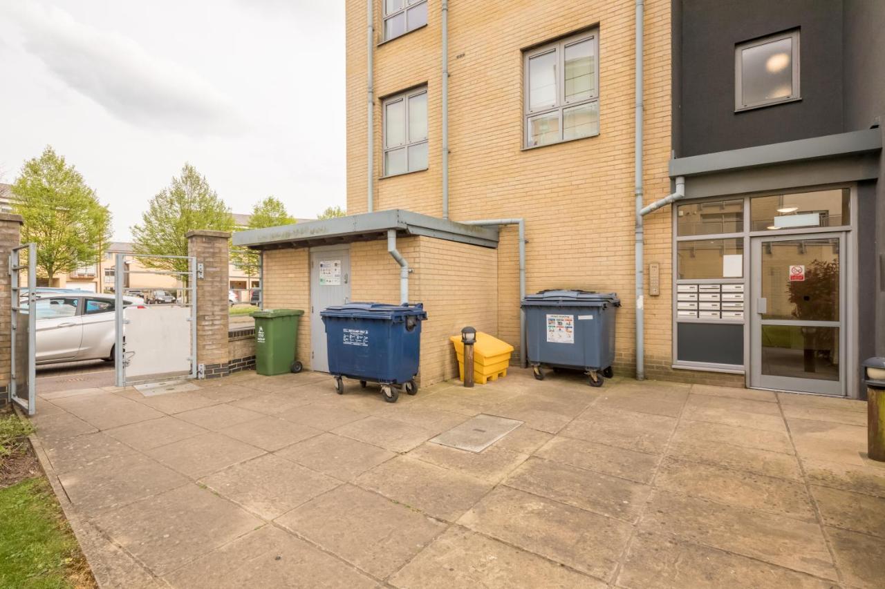 Executive 2Br Apartment Next To Station + Parking CBG Extérieur photo