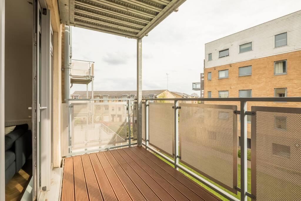 Executive 2Br Apartment Next To Station + Parking CBG Extérieur photo