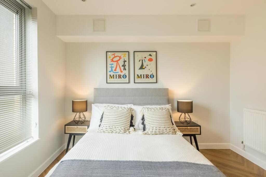 Executive 2Br Apartment Next To Station + Parking CBG Extérieur photo
